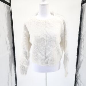 DREAM OF ME WHTIE FUZZY SWEATER by TOBI S/P